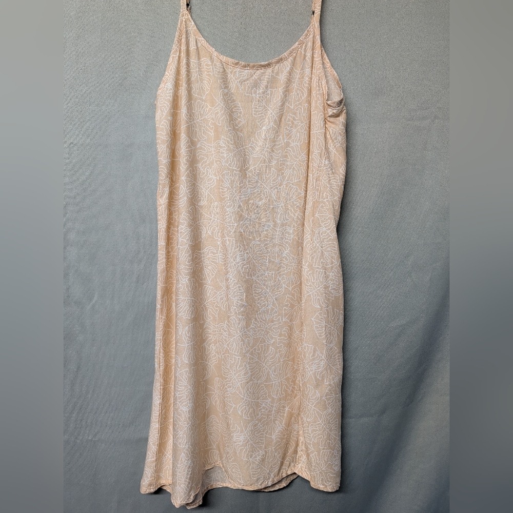 Makai Beach Hawaii Light Peach Slip Dress with White Floral Sz M